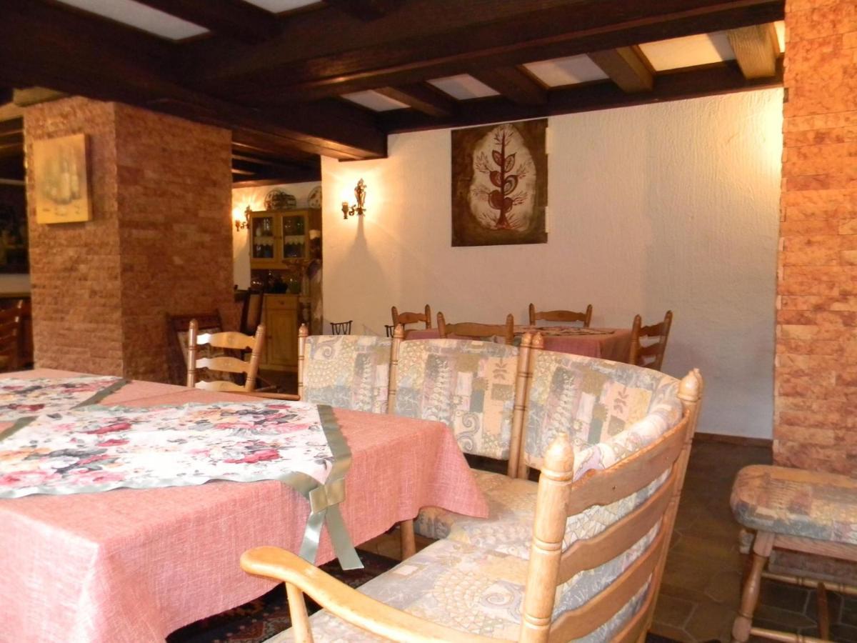 Gastehaus Am Calmont Acomodação com café da manhã Ediger-Eller Exterior foto